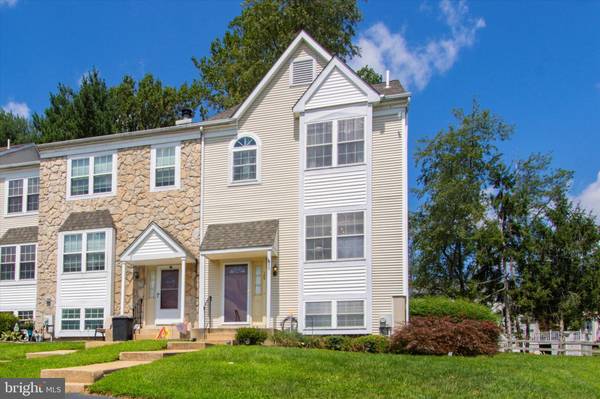 185 MEGAN CIR, Aston, PA 19014