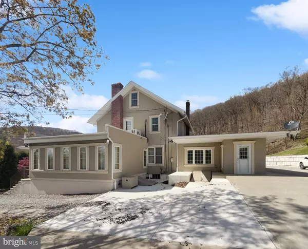794 CLAREMONT AVE, Tamaqua, PA 18252