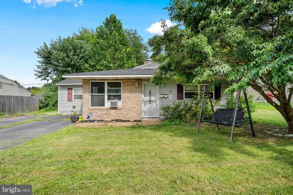 27 METTEN RD, Newark, DE 19713