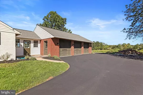 Perkasie, PA 18944,000 TWIN OAKS DR