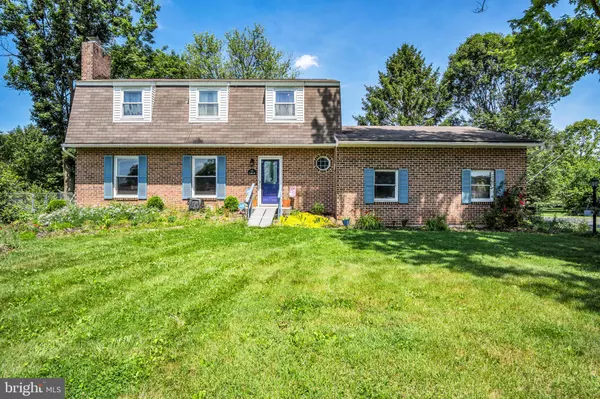 617 ADAMS RD,  Carlisle,  PA 17015