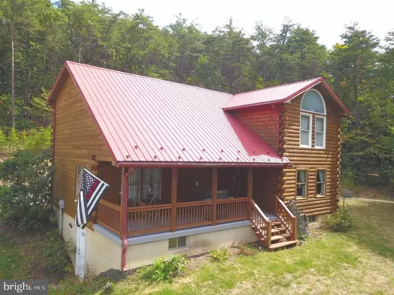 127 CAMERON ORCHARD RD, New Creek, WV 26743