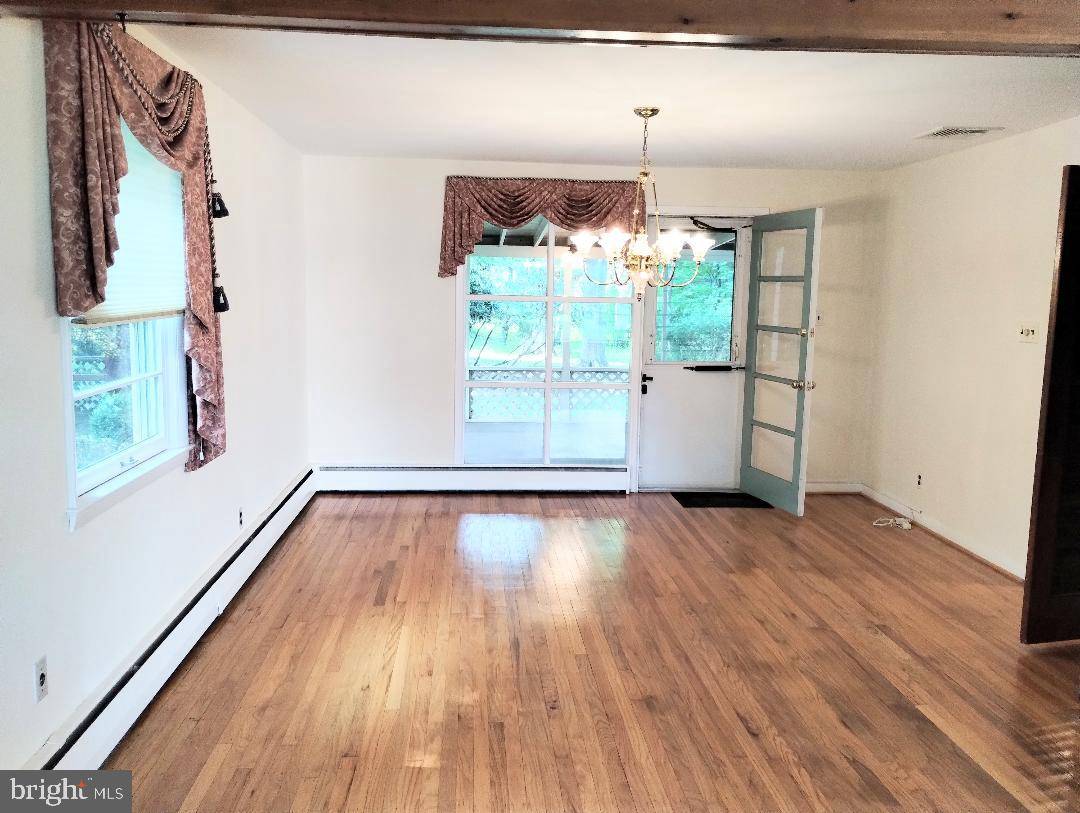 Berwyn, PA 19312,211 WOODED WAY