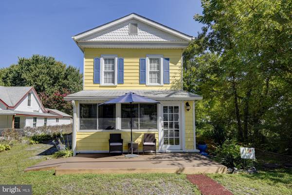 209 HAWTHORNE ST, Colonial Beach, VA 22443