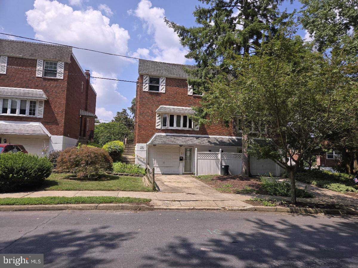 Philadelphia, PA 19128,9038 LYKENS LN