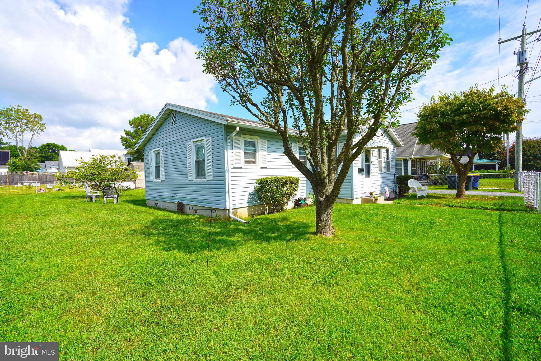Lewes, DE 19958,406 BURTON AVE