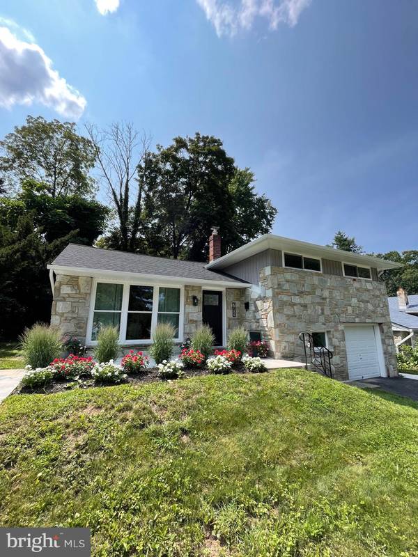 7905 RODGERS RD, Elkins Park, PA 19027