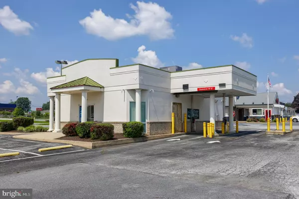 2090 LINCOLN HIGHWAY #BANK, Lancaster, PA 17602