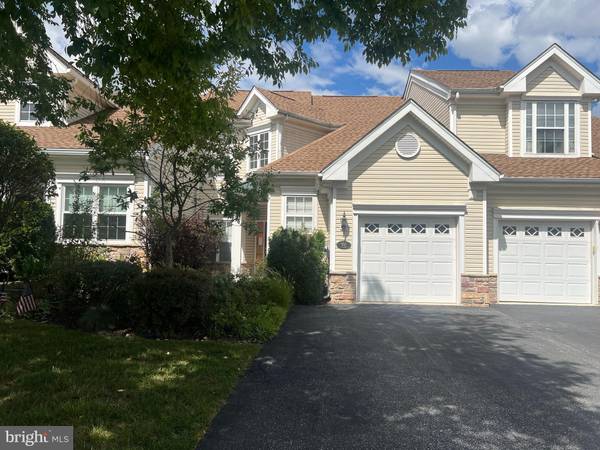 16 DRESNER CIR, Upper Chichester, PA 19061