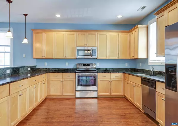 Charlottesville, VA 22903,749 COUNTRY GREEN RD