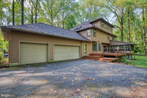 Glen Arm, MD 21057,4312 CONIFER CT