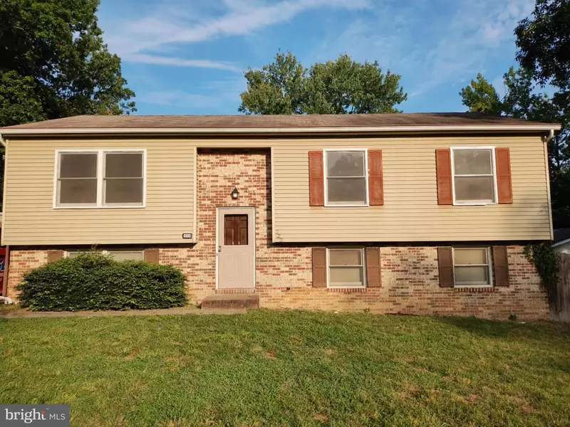 606 PLEASANTS DR, Fredericksburg, VA 22407