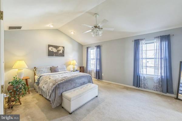 Williamstown, NJ 08094,638 MILLS LN