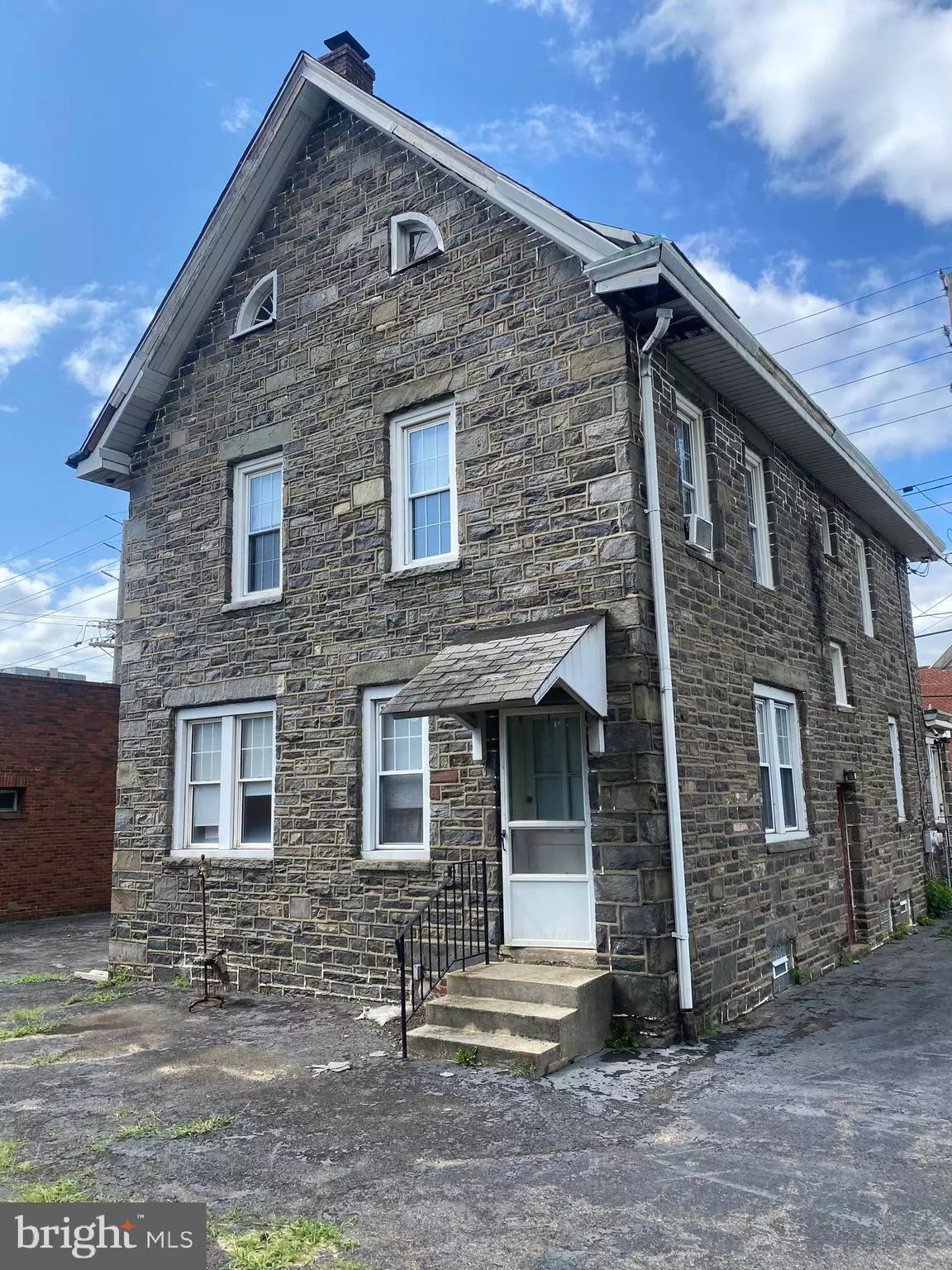 Gloucester City, NJ 08030,825 JERSEY AVE