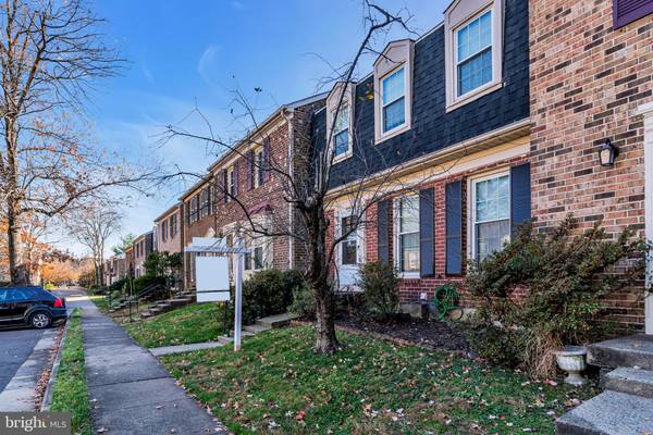 Annandale, VA 22003,4442 CHASE PARK CT