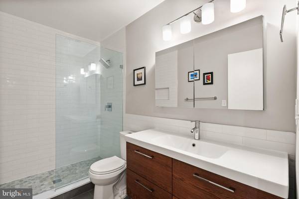 Washington, DC 20010,437 MANOR PL NW #2