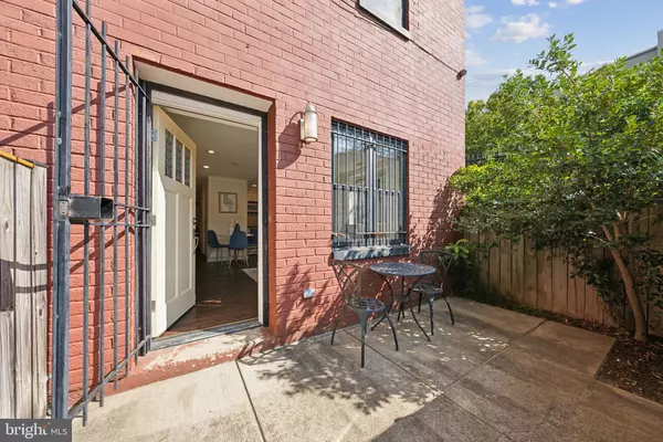 1354 EUCLID ST NW #101B, Washington, DC 20009