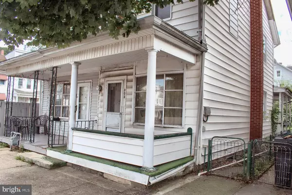 Shamokin, PA 17872,302 PINE ST W
