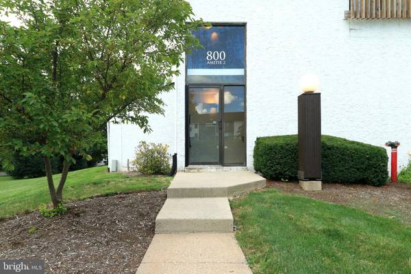 State College, PA 16801,800 STRATFORD DR #35