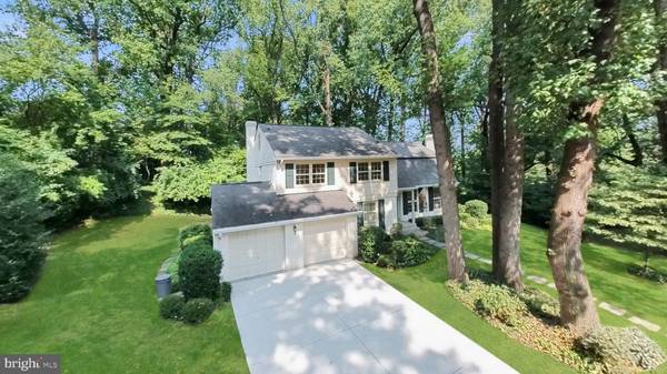 6609 OAKWOOD CT, Falls Church, VA 22041