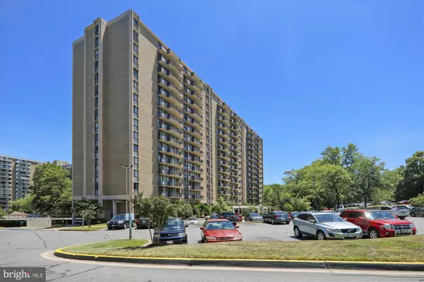 6100 WESTCHESTER PARK DR #611, College Park, MD 20740