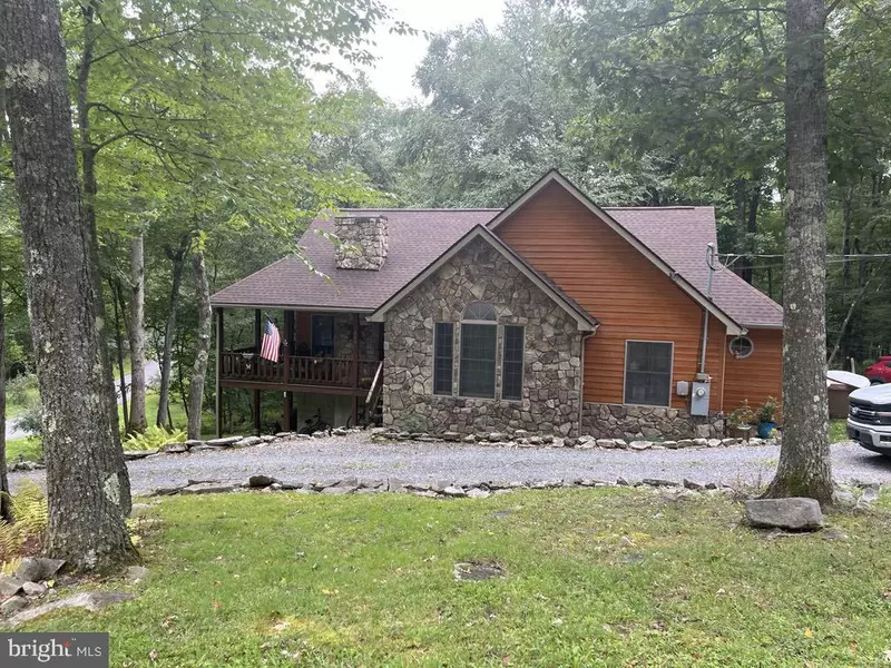 452 PINE DR, Terra Alta, WV 26764