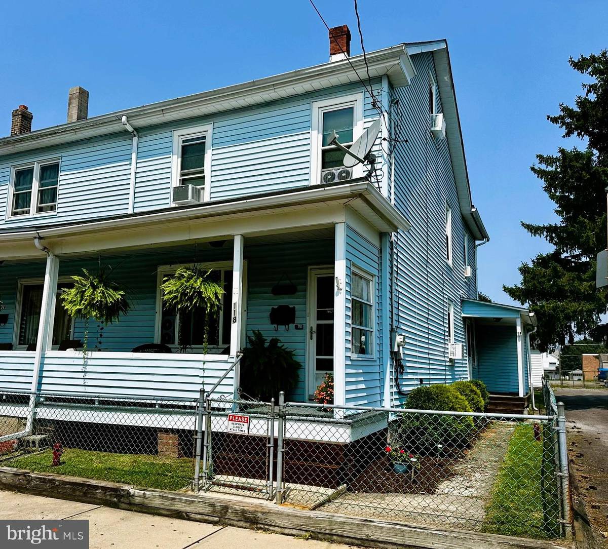 Summit Hill, PA 18250,118 W WHITE ST