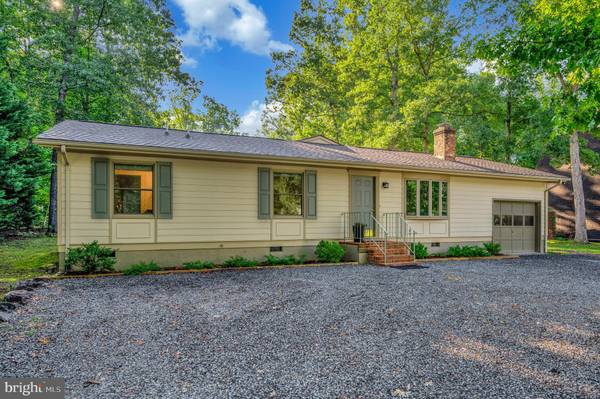 1113 LAKEVIEW PKWY, Locust Grove, VA 22508