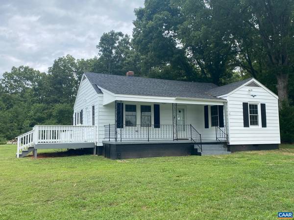 1605 ANTIOCH RD, Scottsville, VA 24590