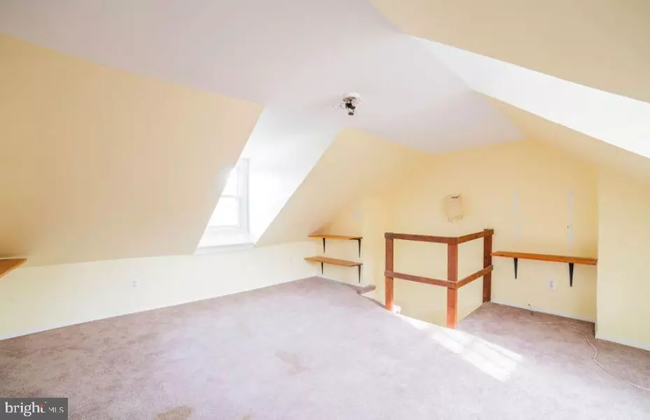 624 STIRLING ST, Baltimore, MD 21202