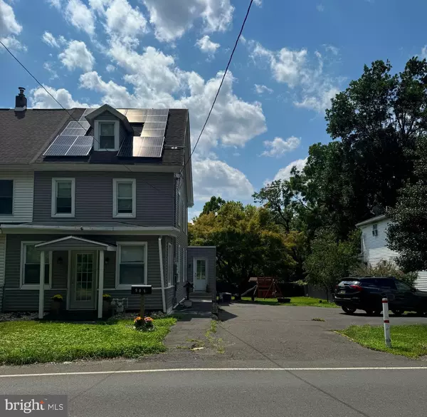 Bensalem, PA 19020,908 MILL RD