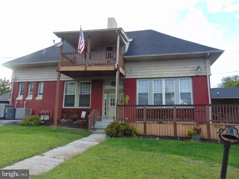 101 W 1ST ST, Birdsboro, PA 19508