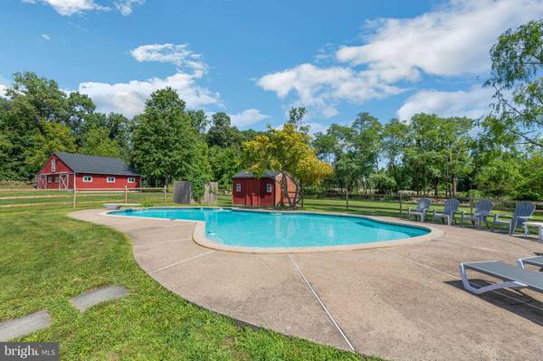 Doylestown, PA 18901,5621 DEER PATH FARMS LN