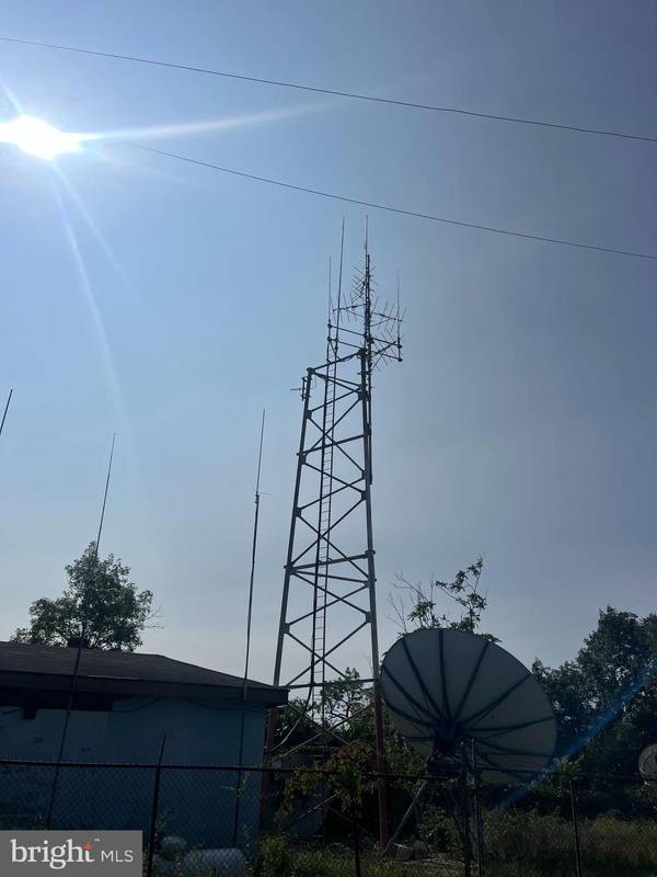 Martinsburg, WV 25403,389 RADIO TOWER RD