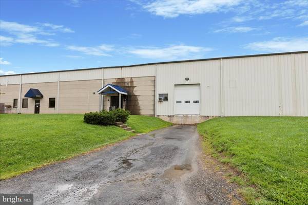 Boyertown, PA 19512,441 COUNTY LINE ROAD -BAY 4