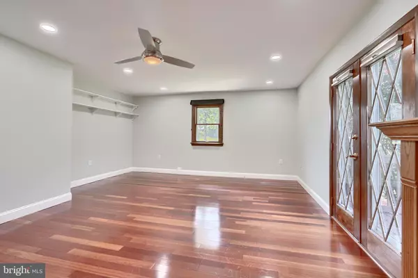 11708 MOHR RD Kingsville, MD 21087