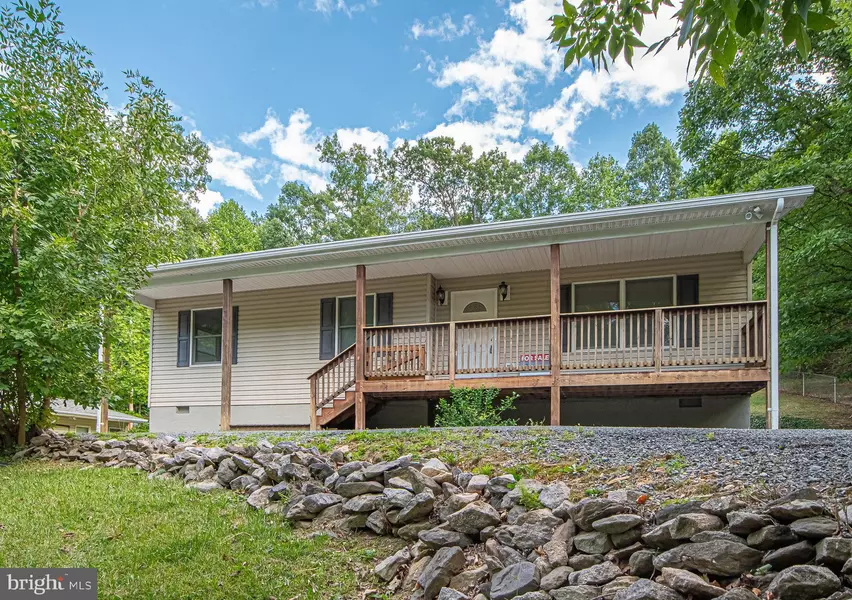 804 OREGON HOLLOW RD, Linden, VA 22642