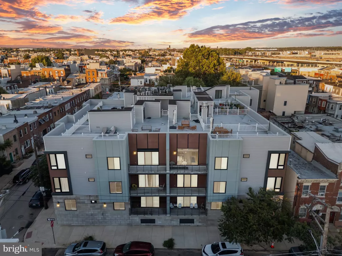 Philadelphia, PA 19125,700 MOYER ST #207