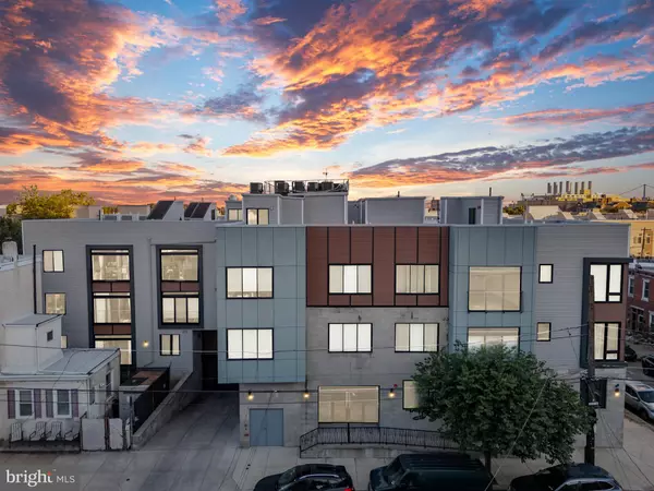 Philadelphia, PA 19125,700 MOYER ST #207