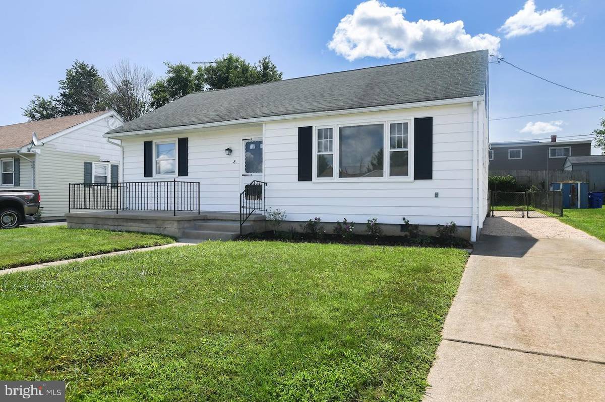 New Castle, DE 19720,8 PAUL RD