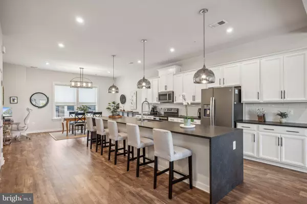 16272 CONNORS WAY #32, Rockville, MD 20855