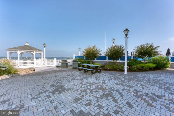 Beach Haven, NJ 08008,420 8TH ST #8S