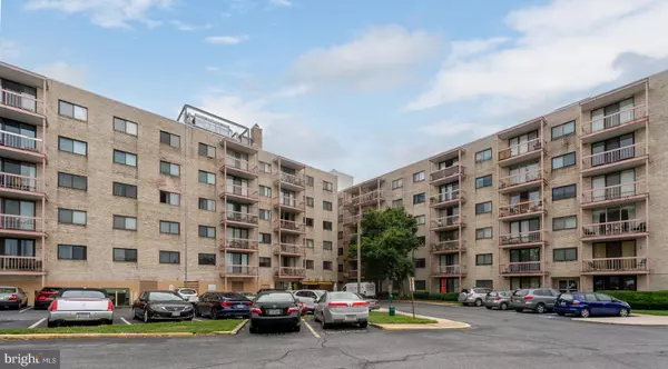 130 SLADE AVE #209, Pikesville, MD 21208