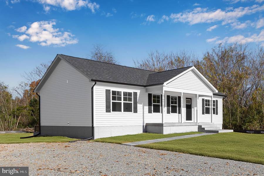 61 HEMLOCK LN, Mineral, VA 23117