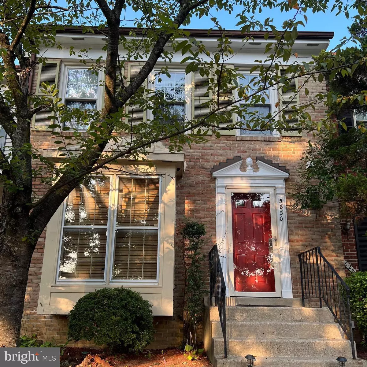 Alexandria, VA 22310,5830 APSLEY HOUSE CT