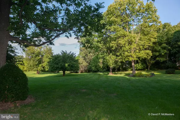 Shepherdstown, WV 25443,250 MEADOW RIDGE DR