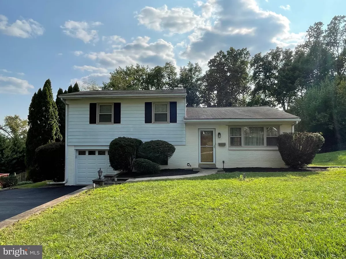 Paoli, PA 19301,21 W GOLF CLUB LN