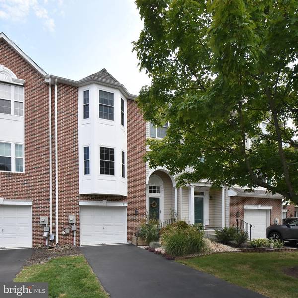 83 HUNT CLUB DR, Collegeville, PA 19426