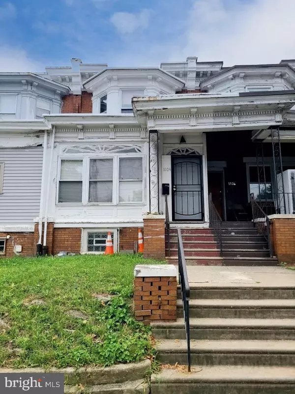 1104 W WYOMING AVE, Philadelphia, PA 19140