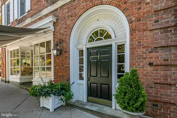 3 PALMER SQ W #F, Princeton, NJ 08542